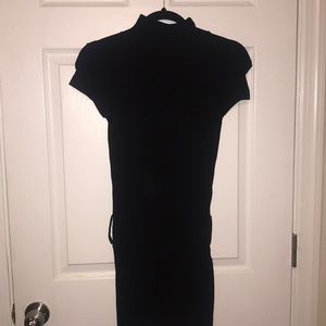 TIGHT BLACK TURTLE NECK DRESS